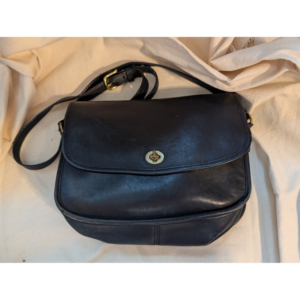 Coach City Bag Black Leather Crossbody Vintage 9790 Brass Turnlock